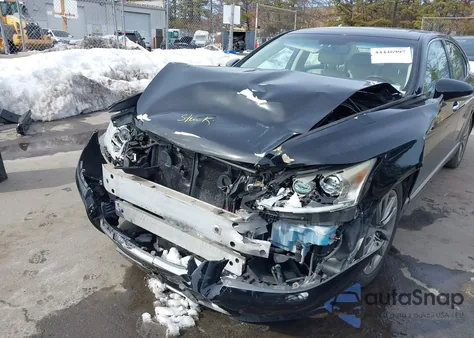 2013 Lexus Ls 460 z USA, uszkodzony, nr VIN JTHCL5EF3D5017963